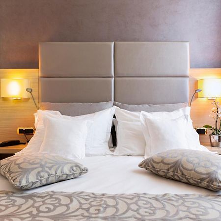 Hotel Villa Elisa & Spa Бордихера Екстериор снимка