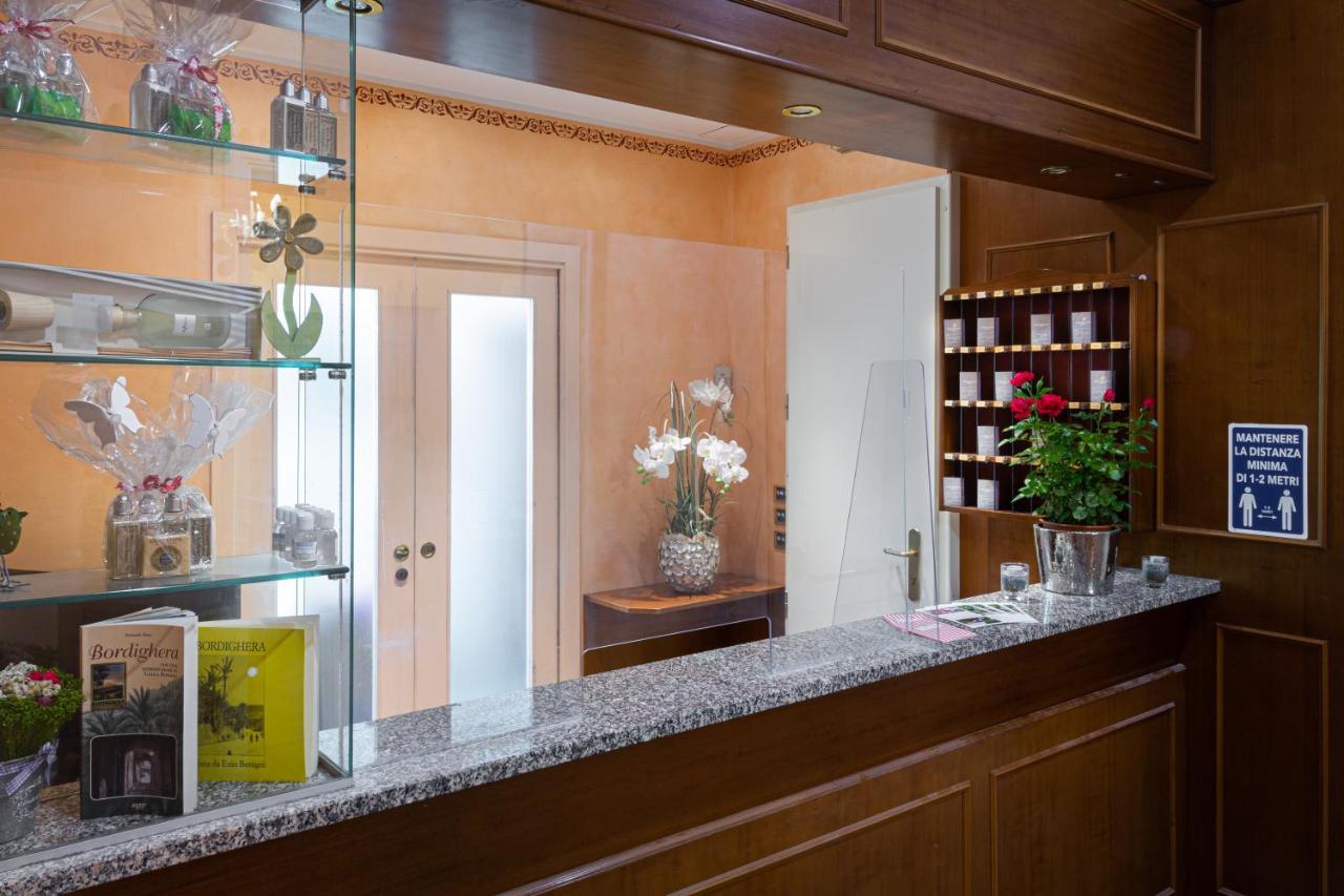 Hotel Villa Elisa & Spa Бордихера Екстериор снимка