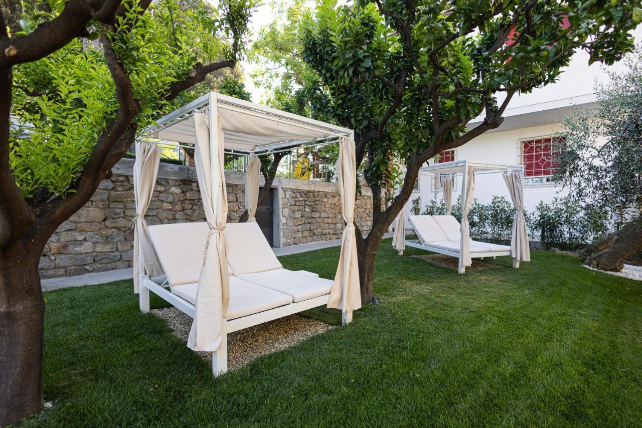 Hotel Villa Elisa & Spa Бордихера Екстериор снимка