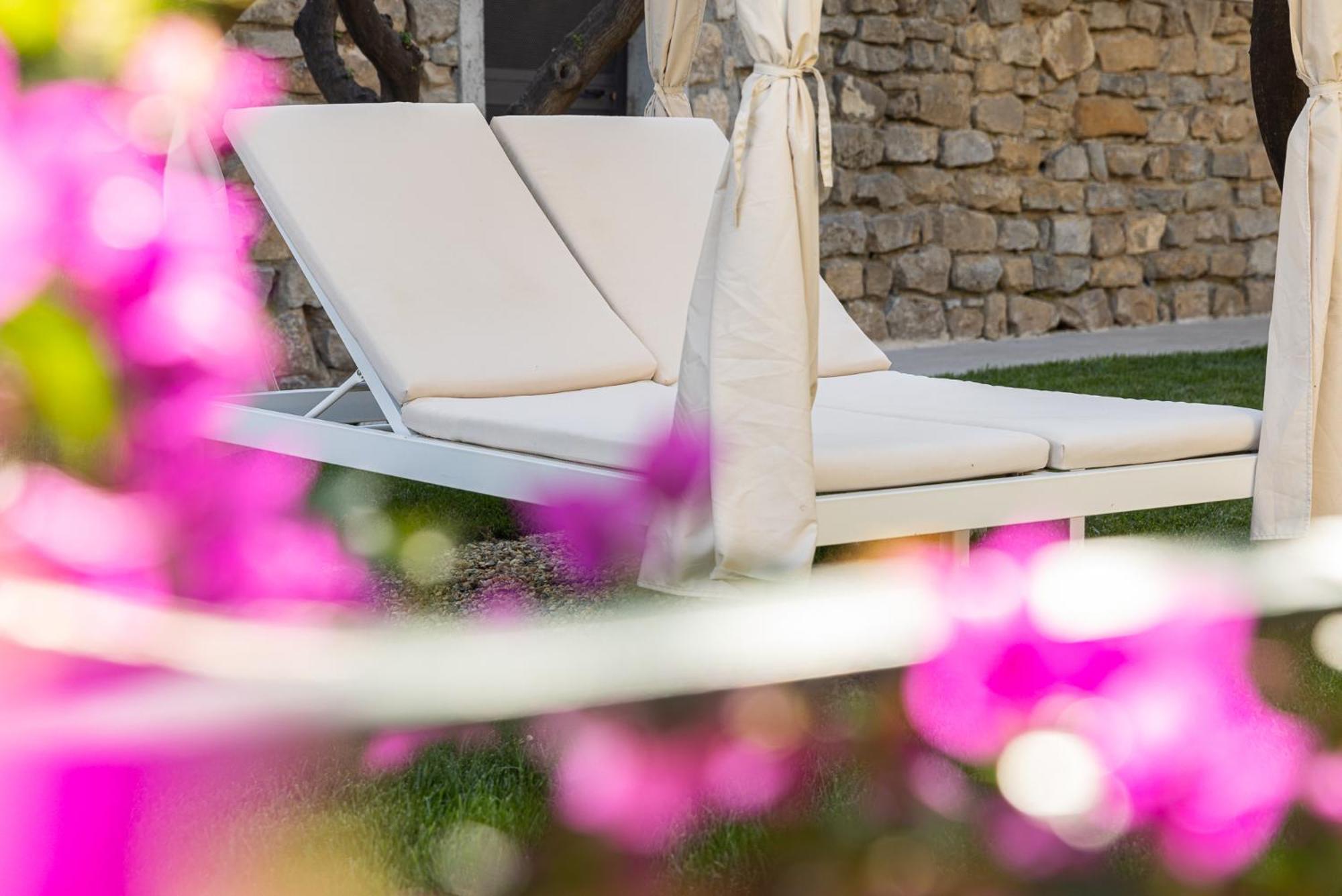 Hotel Villa Elisa & Spa Бордихера Екстериор снимка
