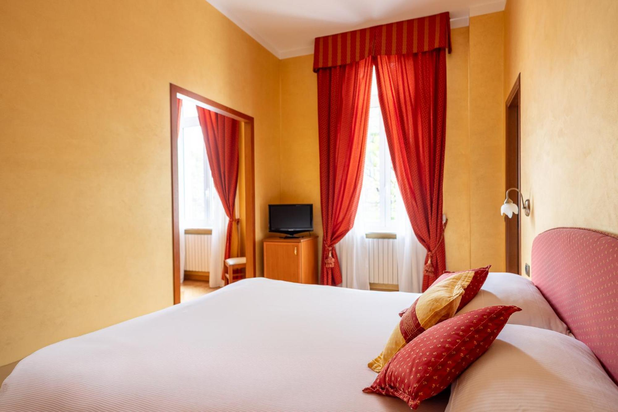 Hotel Villa Elisa & Spa Бордихера Екстериор снимка